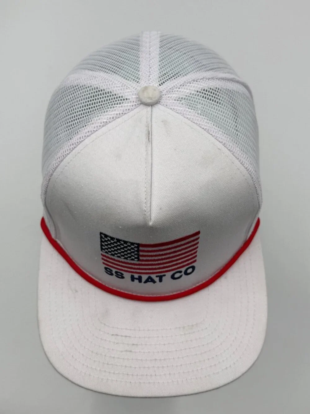 Southern Strings Hat Co Snapback Cap White Embroidered American Flag OS Adjust
